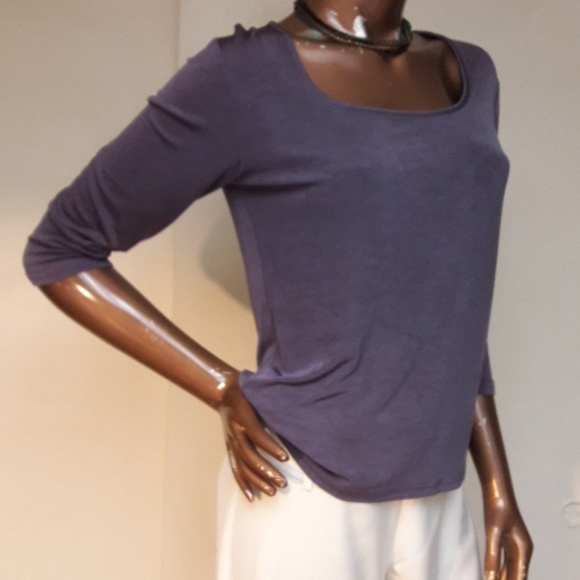 Western ConnectionSliky Gray Blouse - Picture 2 of 4